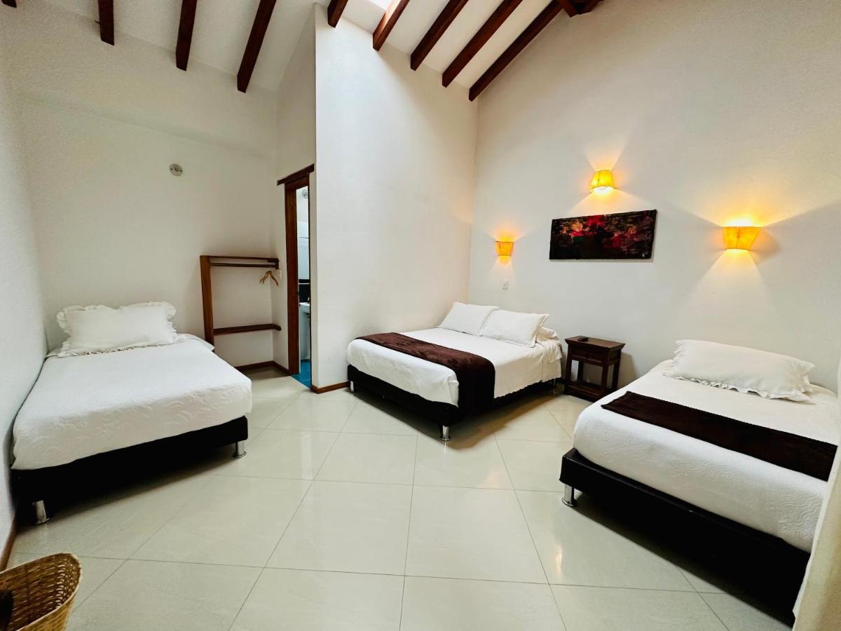 Oasis De La 4*